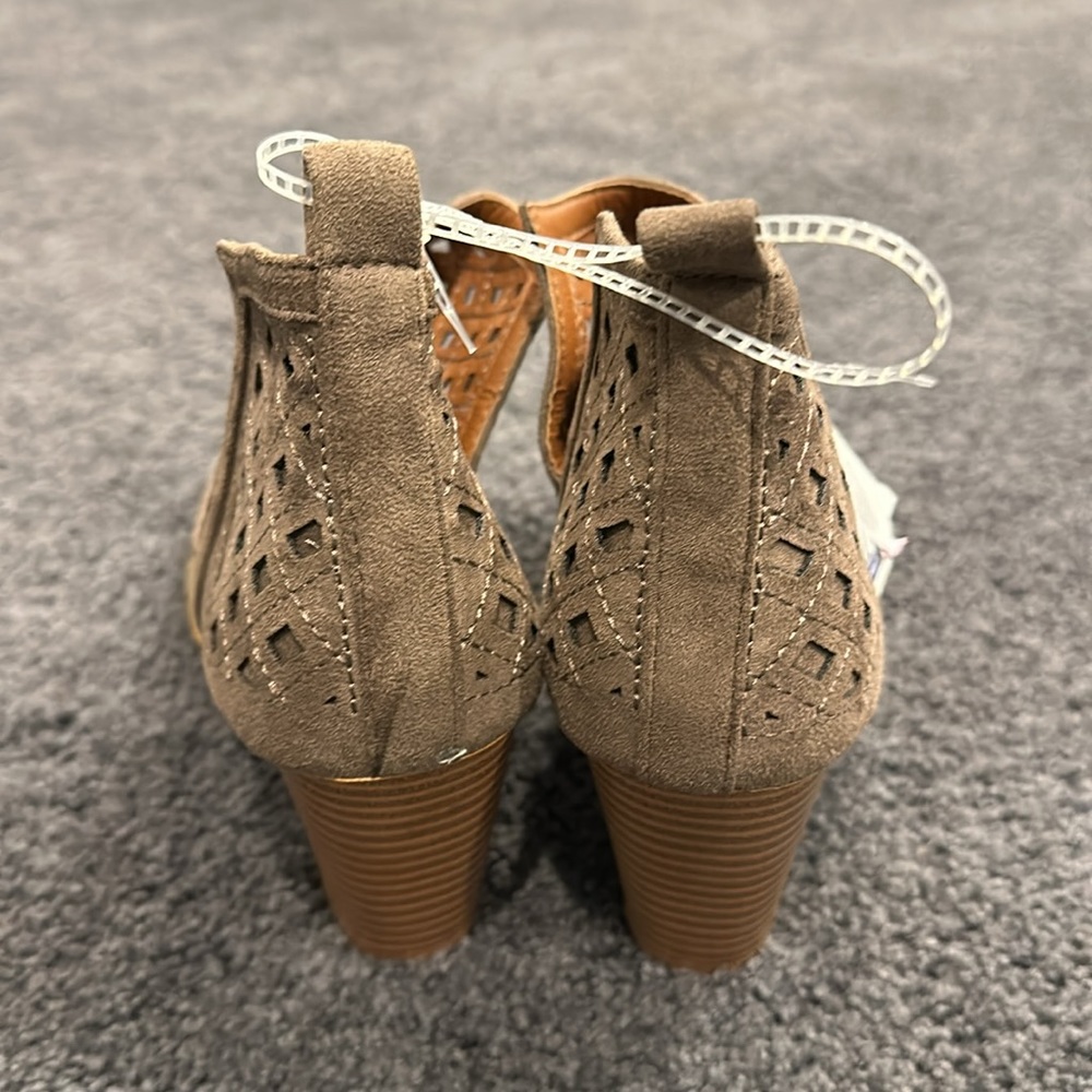 Ankle Booties - Picture 4 of 7